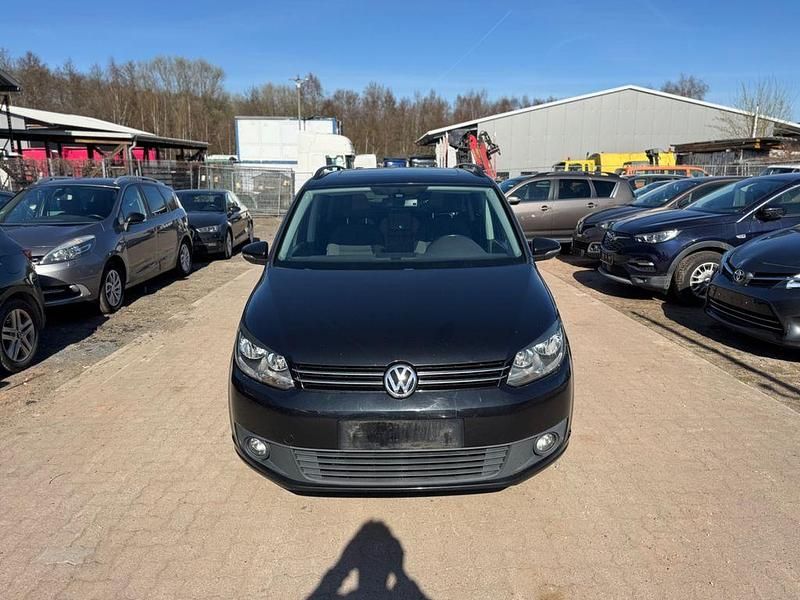 Gebraucht VW Touran 105 PS (77 kW) 2012 Schwarz Van / Kleinbus