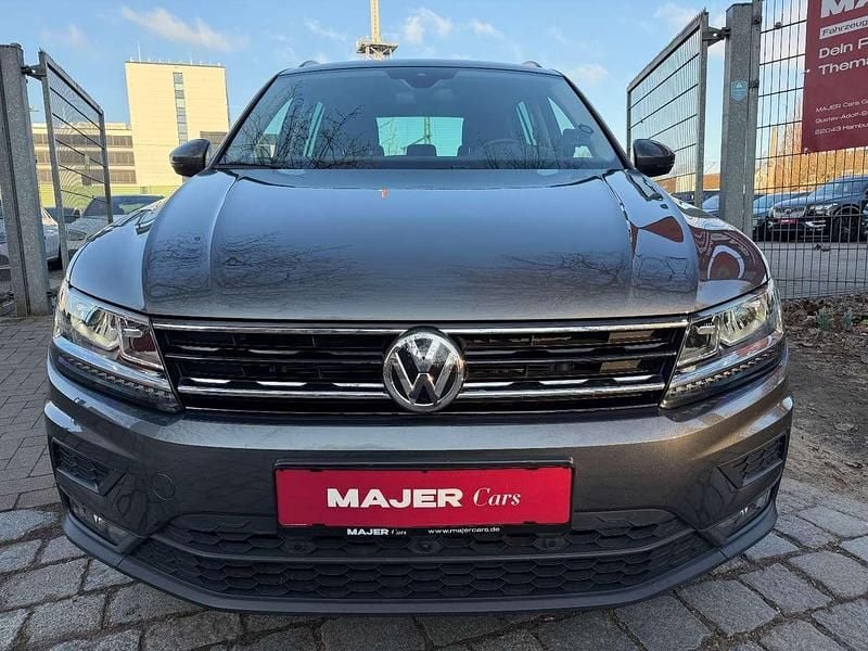 Gebraucht VW Tiguan 150 PS (110 kW) 2019 Grau SUV