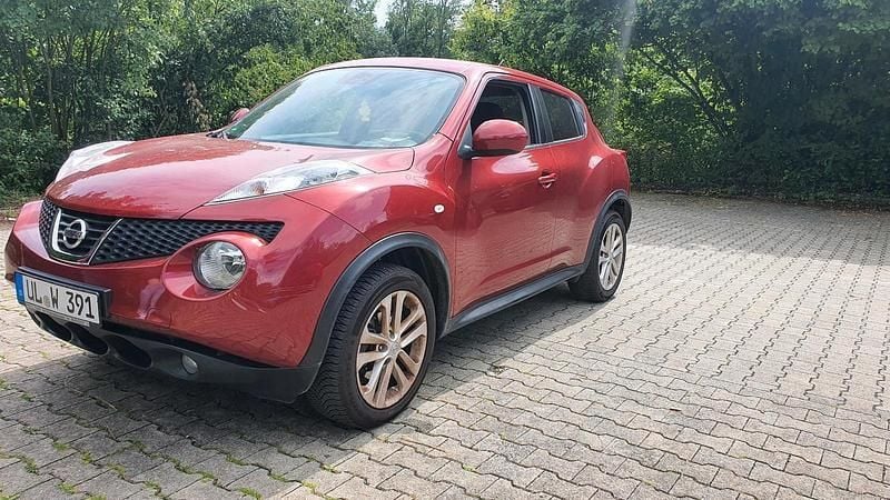 Rot Gebraucht 2011 Nissan Juke SUV | 6.200 € (Guter Preis) - Bild 1/4