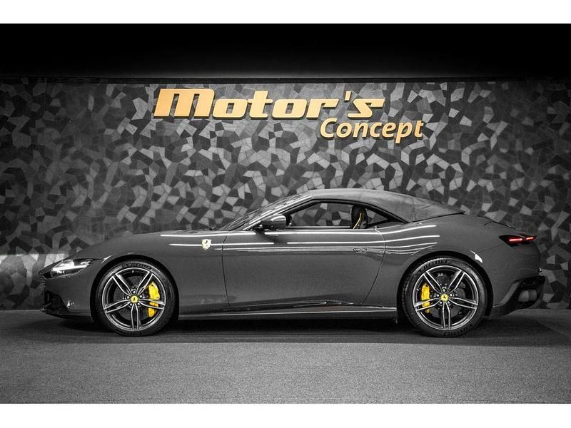 Gebraucht Ferrari Roma 620 PS (456 kW) 2025 Grau Cabrio
