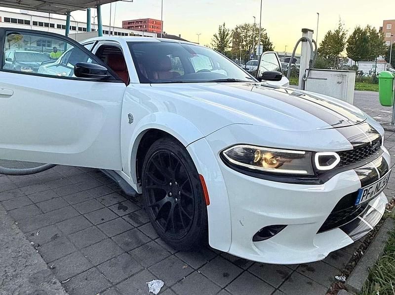 Gebraucht Dodge Charger 305 PS (224 kW) 2021 Weiß Limousine