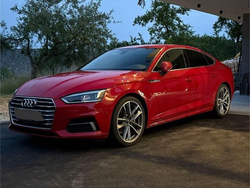 Rot Gebraucht 2018 Audi A5 Sportback Sport Limousine | 16.500 € (Superpreis) - Bild 1/4