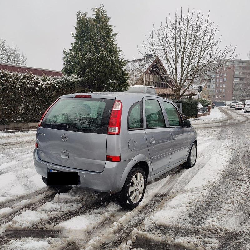 Gebraucht Opel Meriva 90 PS (66 kW) 2005 Silber Van / Kleinbus