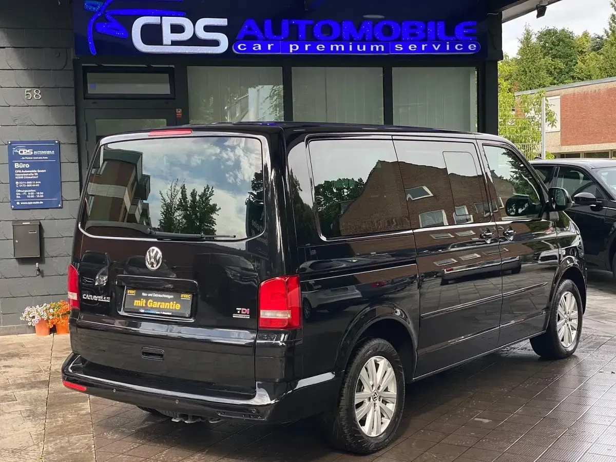 Gebraucht VW Caravelle 179 PS (131 kW) 2015 Schwarz Van