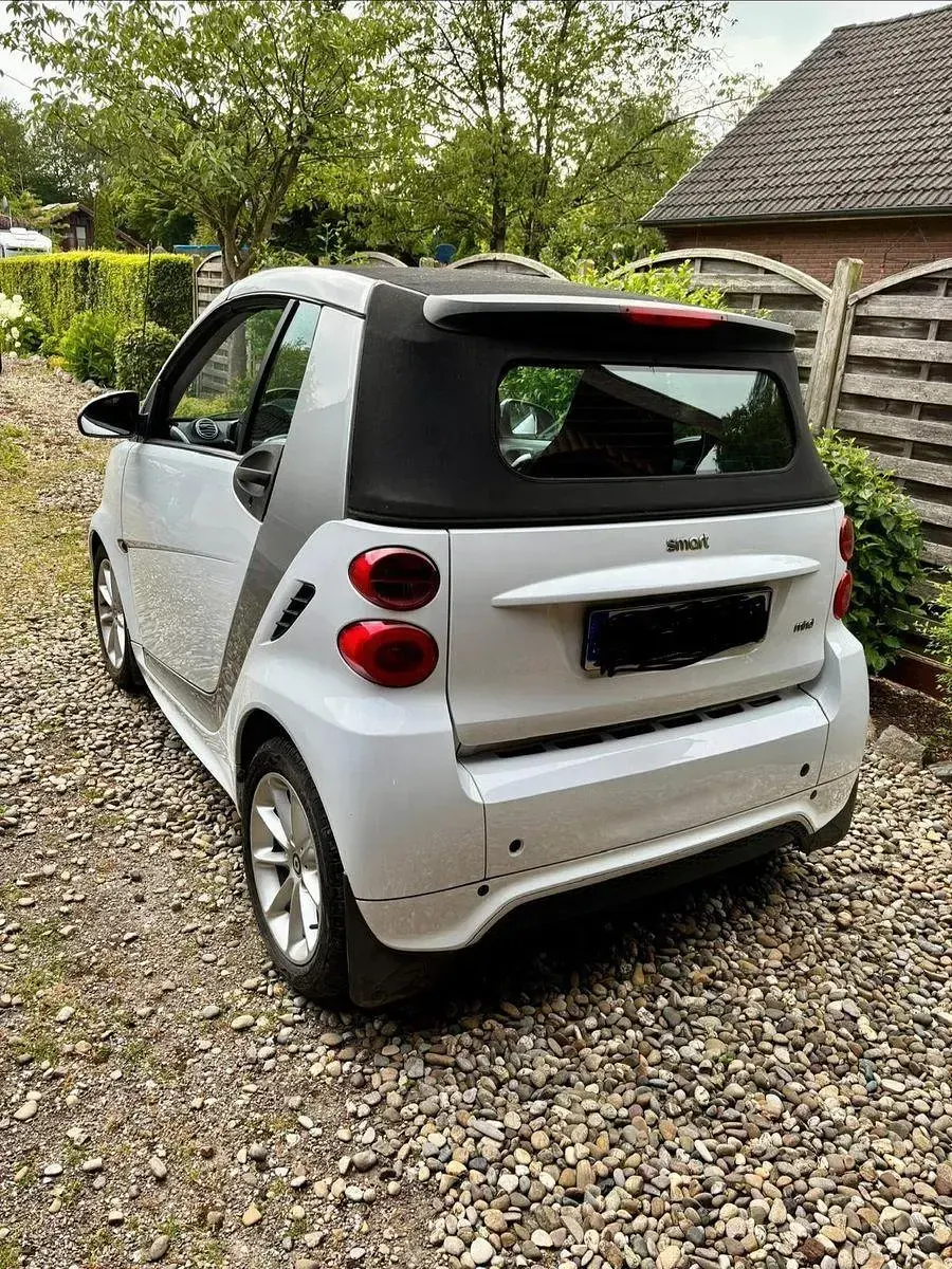 Gebraucht Smart ForTwo Cabrio Pulse 71 PS (52 kW) 2012 Weiß Cabrio