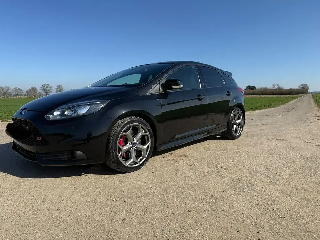 Usata Ford Focus ST 250 CV (183 kW) 2013 Nero Berlina