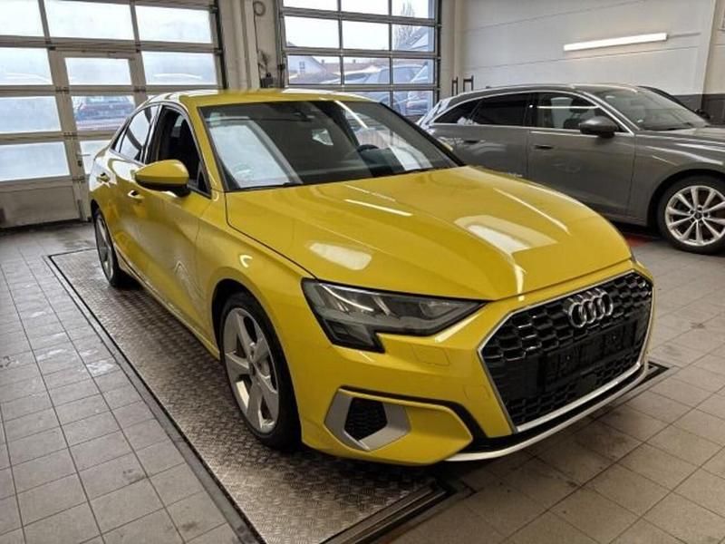 Gebraucht Audi A3 Advanced Plus 150 PS (110 kW) 2022 Pythongelb metallic Limousine