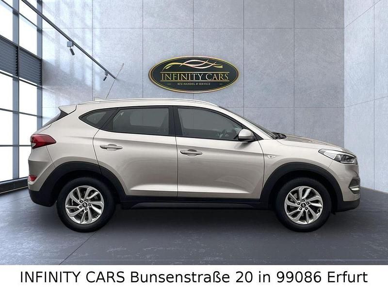 Gebraucht Hyundai Tucson GO! 177 PS (130 kW) 2017 Silber SUV