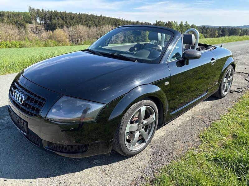 Schwarz Gebraucht 2001 Audi TT Roadster Sport Cabrio | 6.500 € (Fairer Preis) - Bild 1/4