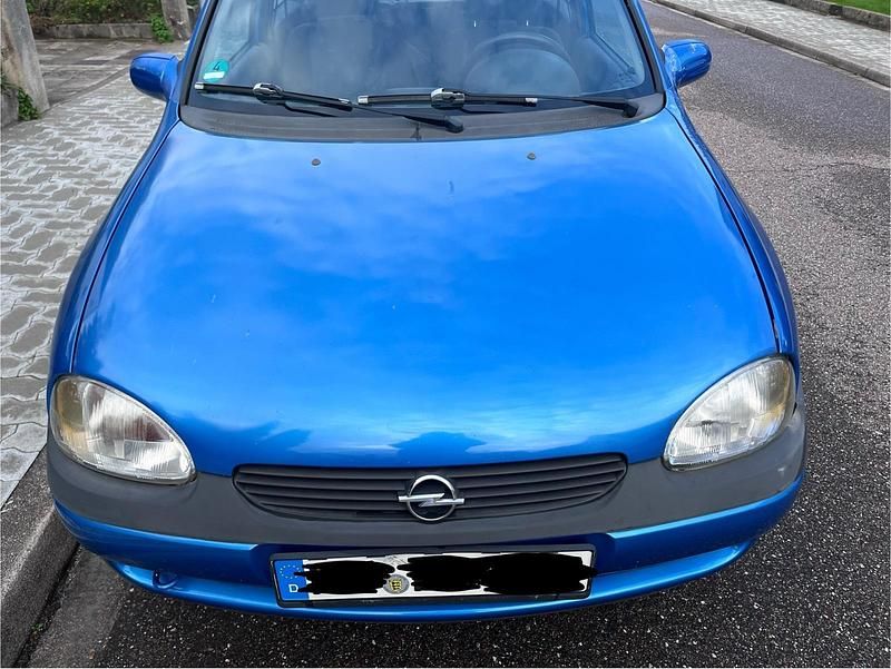 Blau Gebraucht 1998 Opel Corsa Eco Limousine | 1.499 € (Fairer Preis) - Bild 1/4