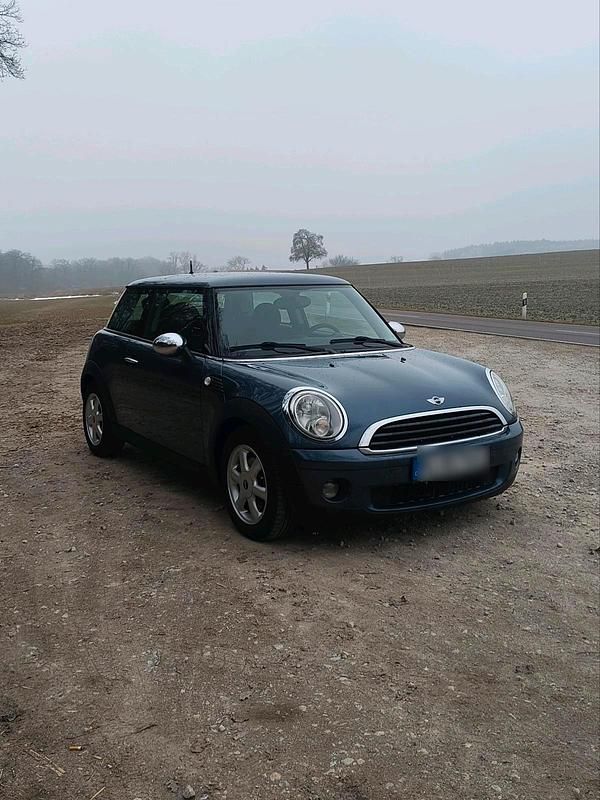 Gebraucht Mini Cooper 75 PS (55 kW) 2009 Blau Kleinwagen