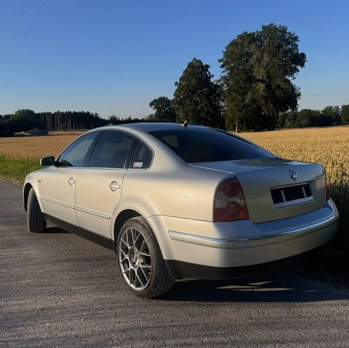 Gebraucht VW Passat Highline 150 PS (110 kW) 2001 Silber Limousine