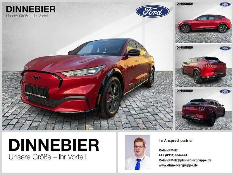 Lucid rot met Gebraucht 2022 Ford Mustang Mach-E Extended Range SUV | 32.780 € (Superpreis) - Bild 1/2