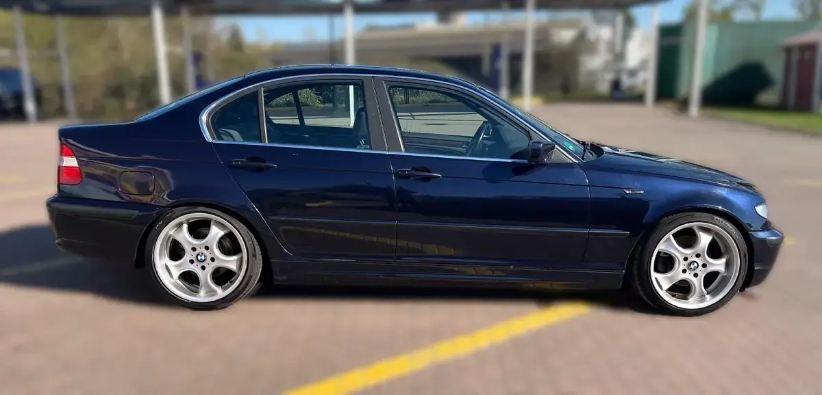 Gebraucht BMW 325 Performance 192 PS (141 kW) 2003 Blau Limousine