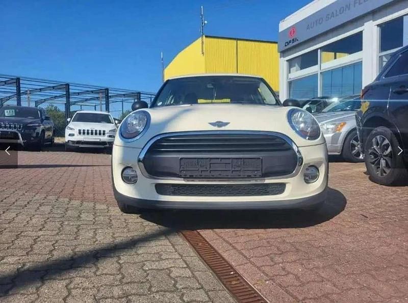 Gebraucht Mini Cooper 102 PS (75 kW) 2015 Weiß Kleinwagen
