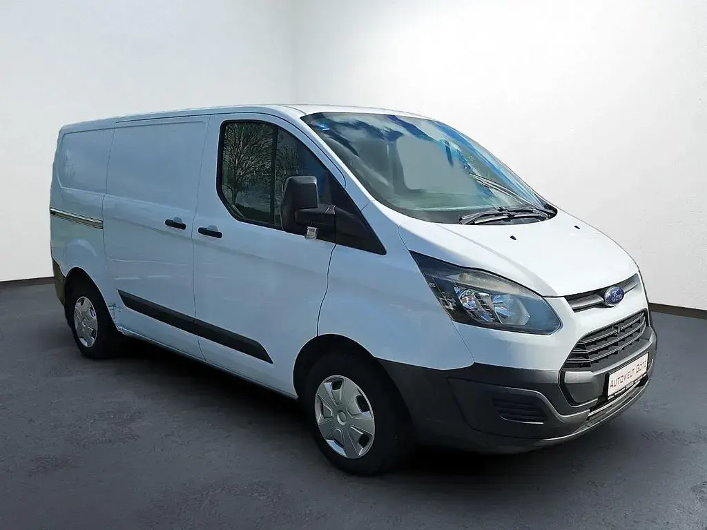 Gebraucht Ford Transit Custom 105 PS (77 kW) 2018 Weiß Van / Kleinbus