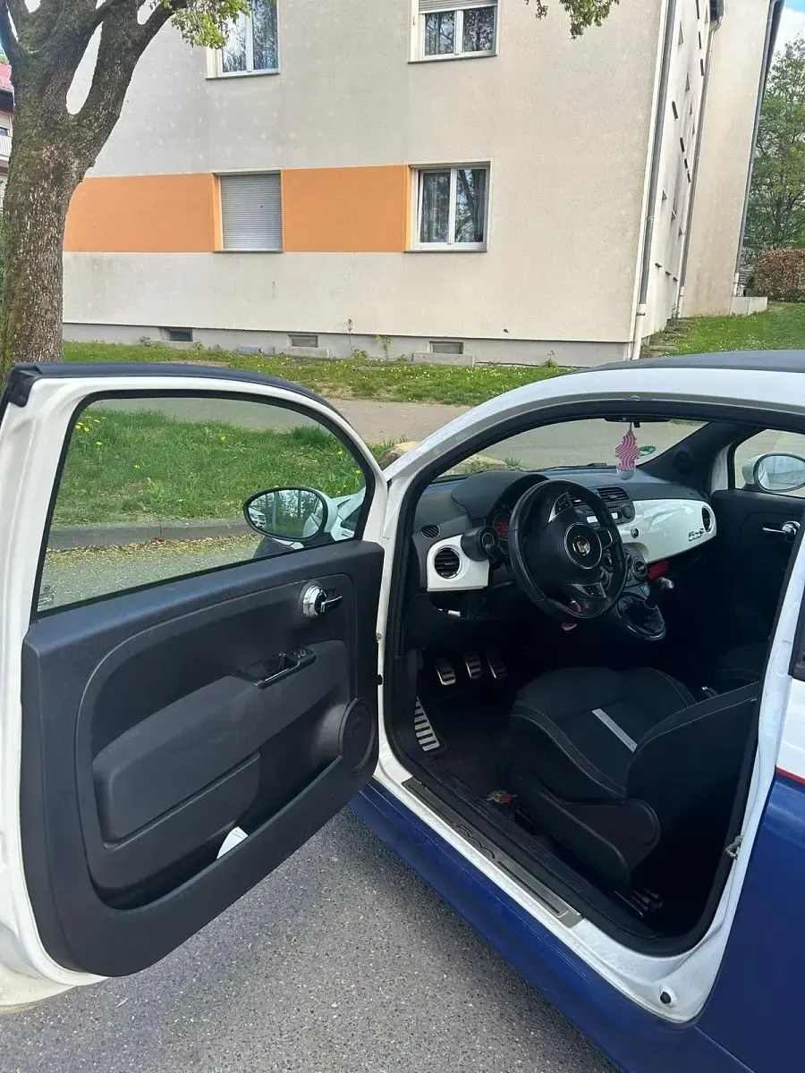 Gebraucht Abarth 500C 135 PS (99 kW) 2012 Weiß Cabrio