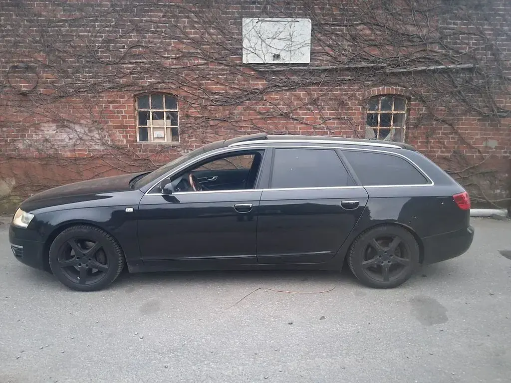 Second-hand Audi A6 Sport 271 CP (199 kW) 2005 Negru Break