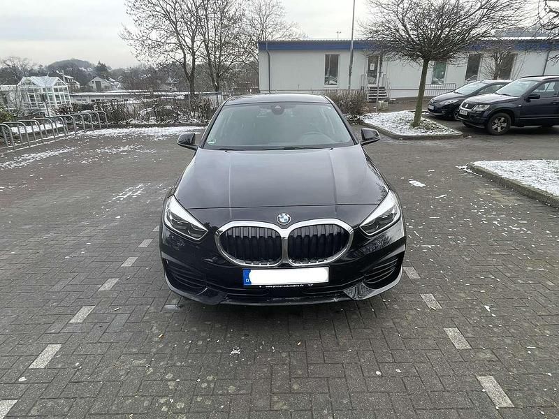 Gebraucht BMW 118 Advantage 136 PS (100 kW) 2020 Schwarz Kleinwagen