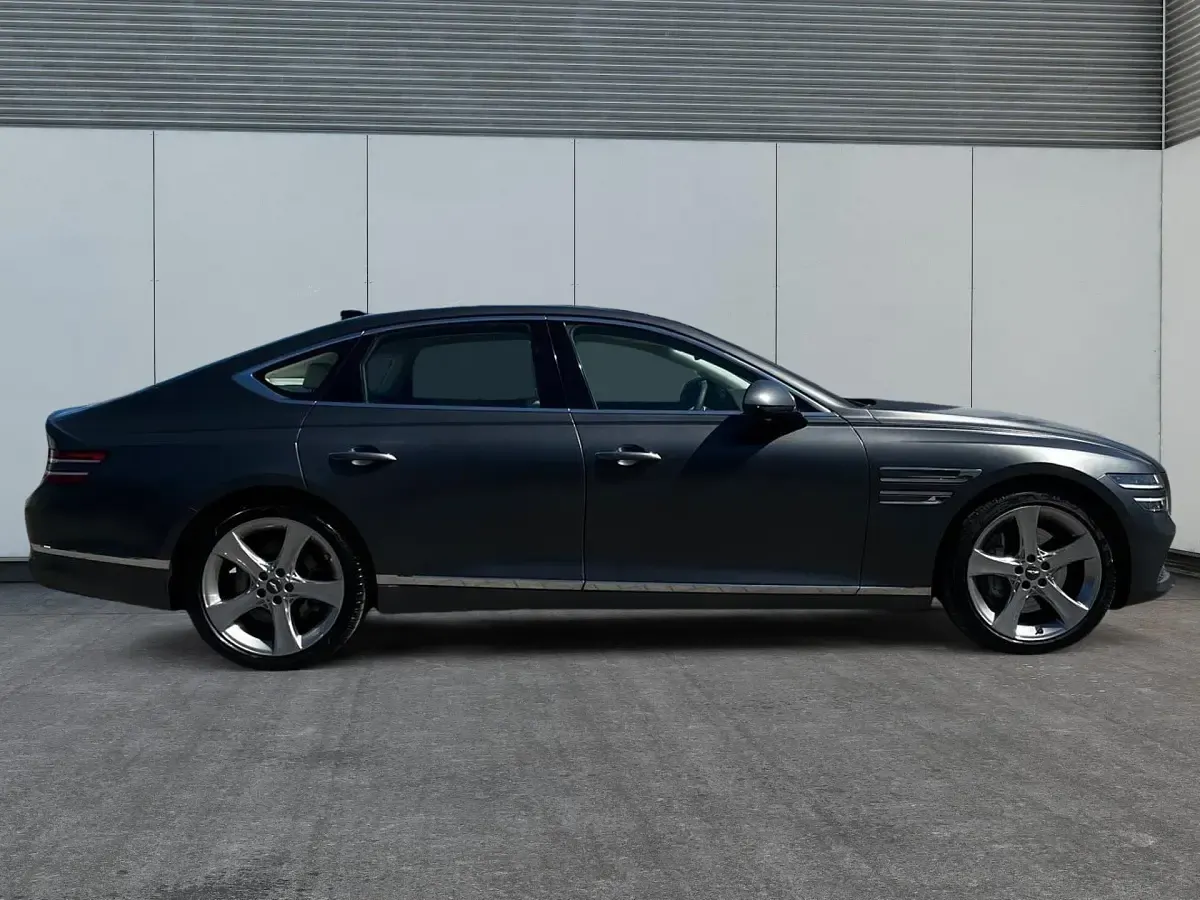 Occasion Genesis G80 209 ch (153 kW) 2021 Gris Berline