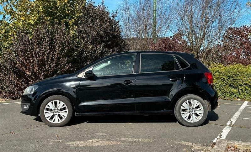 Schwarz Gebraucht 2013 VW Polo Trendline Kleinwagen | 5.500 € (Etwas zu teuer) - Bild 1/4