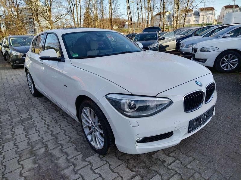 Alpinweiss iii Gebraucht 2012 BMW 118 Urban Line Kleinwagen | 9.300 € (Fairer Preis) - Bild 1/4