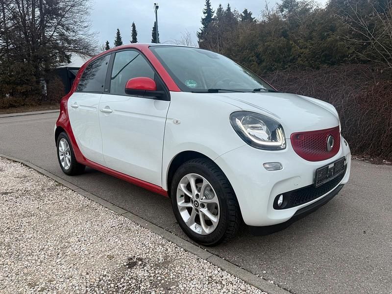 Gebraucht Smart ForFour 90 PS (66 kW) 2018 Weiß Kleinwagen