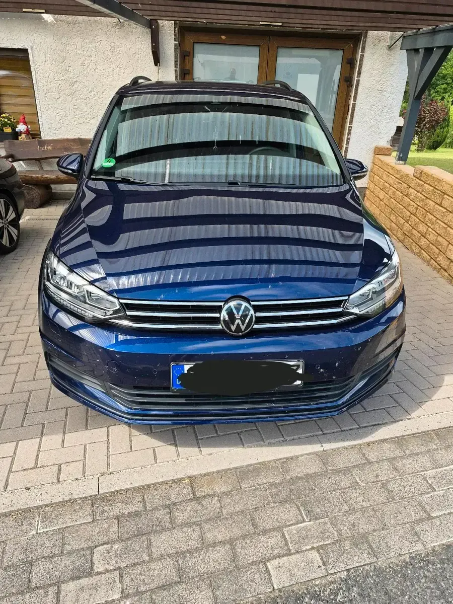 Gebraucht VW Touran 150 PS (110 kW) 2024 Blau Van / Kleinbus