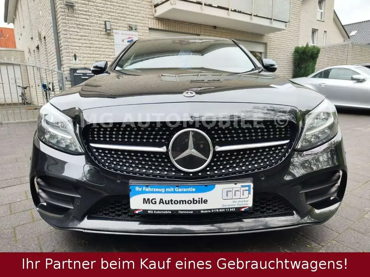 Gebraucht Mercedes C300e AMG line 306 PS (225 kW) 2020 Schwarz Limousine