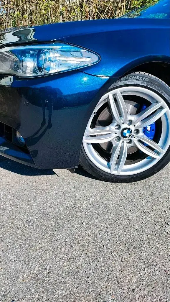 Gebraucht BMW 530 M Sport 258 PS (189 kW) 2015 Schwarz Kombi