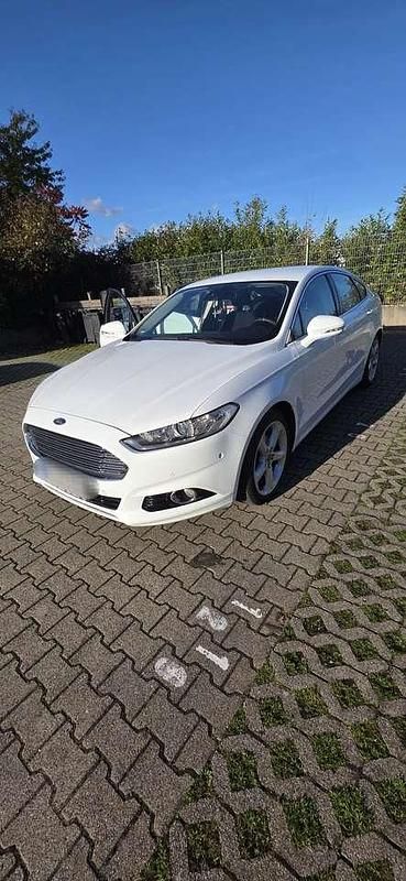 Gebraucht Ford Mondeo Titanium 150 PS (110 kW) 2015 Limousine