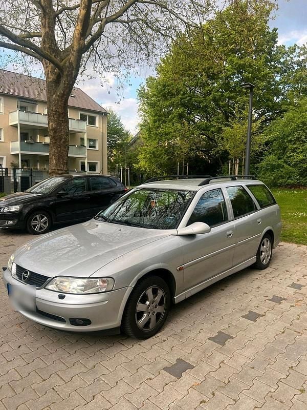 Second-hand Opel Vectra 2002 Gri Break