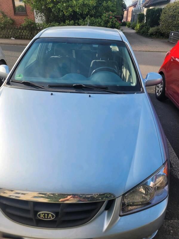 Andere außenfarben Gebraucht 2006 Kia Cerato EX Limousine | 2.150 € (Fairer Preis) - Bild 1/4