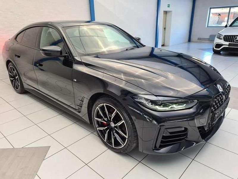 Gebraucht BMW 430 Sport Line 286 PS (210 kW) 2022 Black sapphire metallic (metallic) Coupé