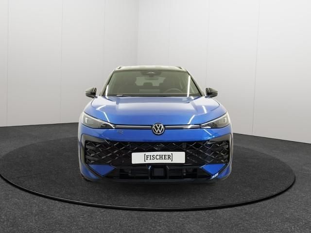 Neu VW T-Roc R-line 150 PS (110 kW) 2025 Celestial blue metallic SUV