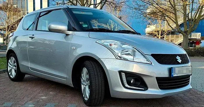 Usata Suzuki Swift Club 94 CV (69 kW) 2015 Argento Utilitaria