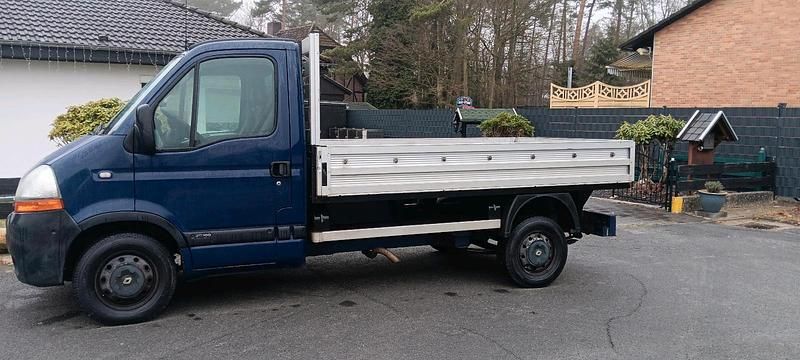 Blau Gebraucht 2008 Renault Master | 7.999 € (Etwas zu teuer) - Bild 1/4