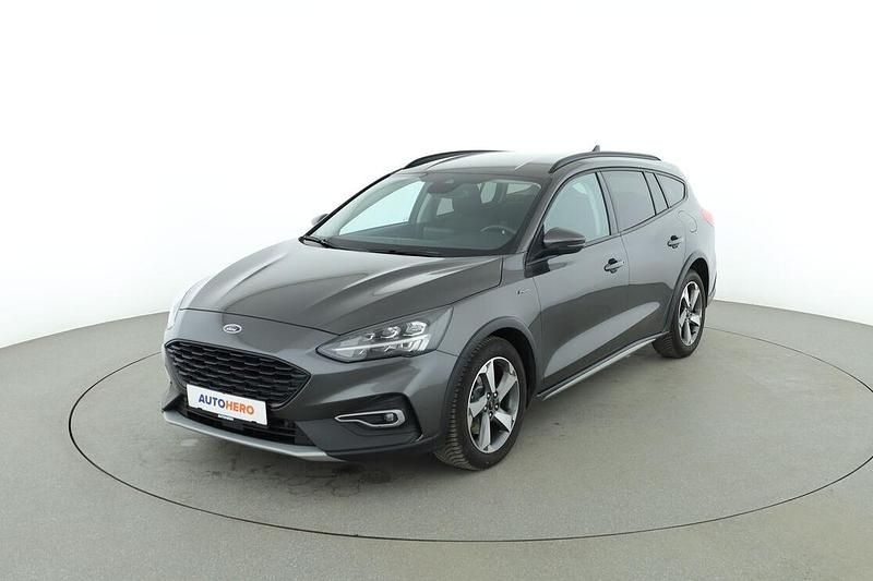 Usata Ford Focus Active 125 CV (91 kW) 2020 Grigio Station wagon