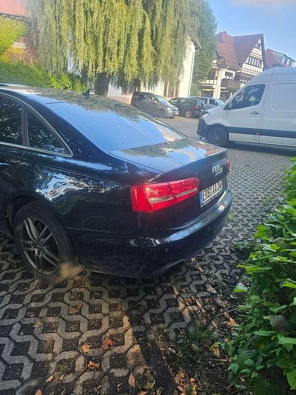 Gebraucht Audi A6 177 PS (130 kW) 2011 Schwarz Limousine