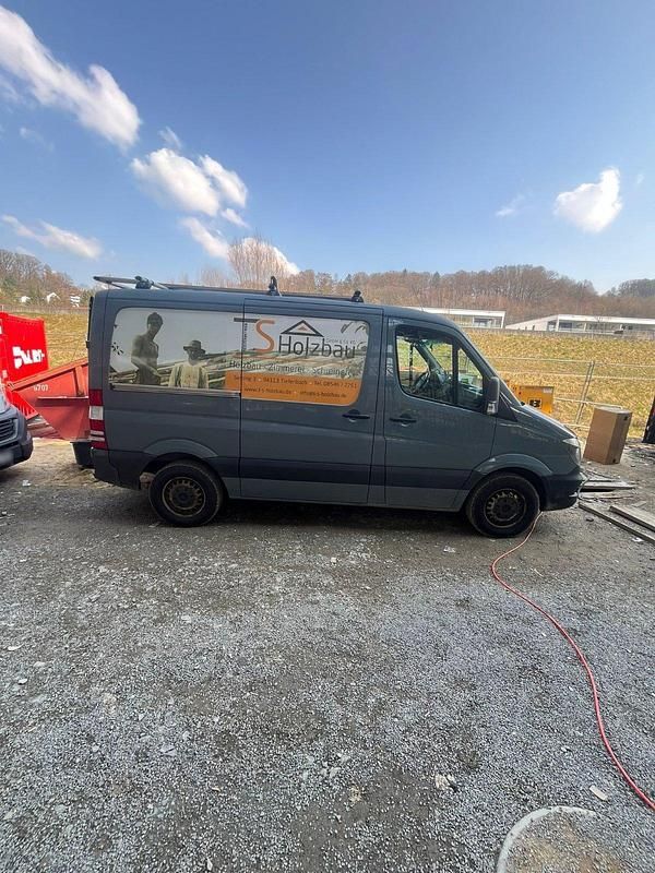 Gebraucht Mercedes Sprinter 163 PS (119 kW) 2018 Grau Van
