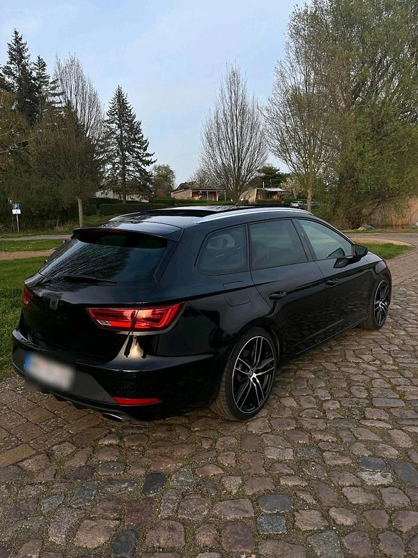 Gebraucht Seat Leon ST 4Drive 300 PS (220 kW) 2018 Schwarz Kombi