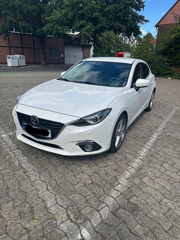 Weiß Gebraucht 2014 Mazda 3 Kombi | 10.500 € (Teuer) - Bild 1/4