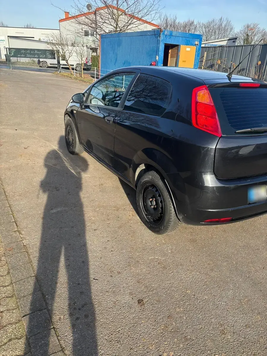 Gebraucht Fiat Punto 700 PS (514 kW) 2009 Schwarz Kleinwagen