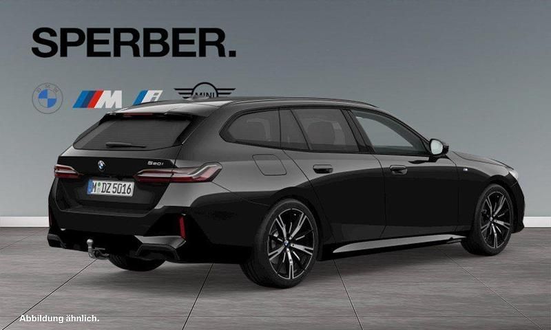 Gebraucht BMW 520 Performance 190 PS (139 kW) 2025 Schwarz Kombi
