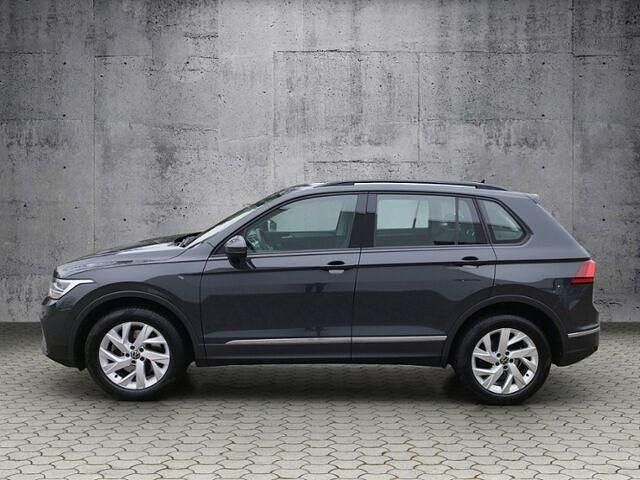 Gebraucht VW Tiguan Life 190 PS (139 kW) 2021 Grau SUV