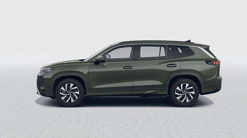 Cipressinogrün metallic Neu 2025 VW Tayron SUV | 45.141 € (Fairer Preis) - Bild 1/4