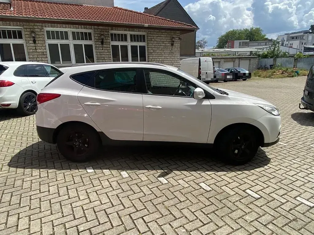 Gebraucht Hyundai ix35 Premium 184 PS (135 kW) 2013 Weiß SUV