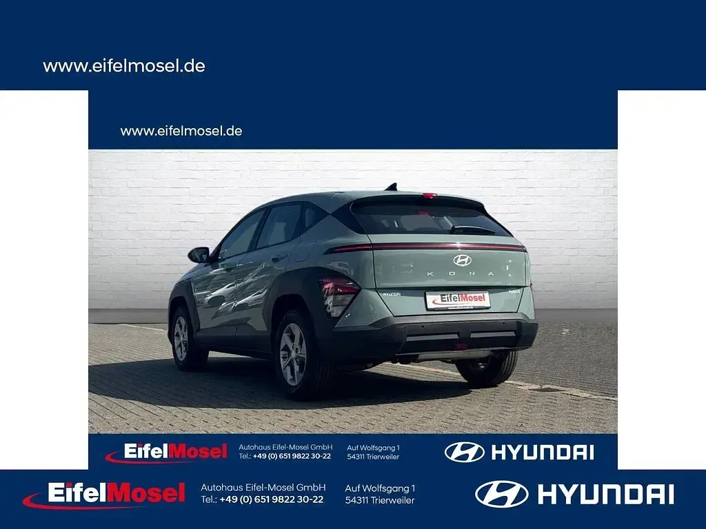 Neu Hyundai Kona Select 141 PS (103 kW) 2025 Mirage green SUV
