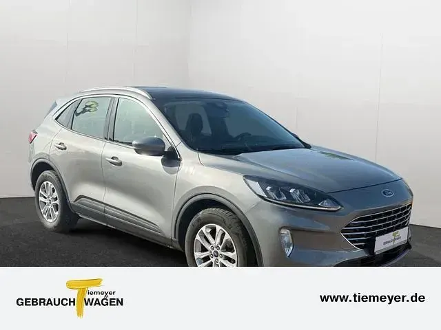 Gebraucht Ford Kuga Titanium 120 PS (88 kW) 2022 Silber SUV