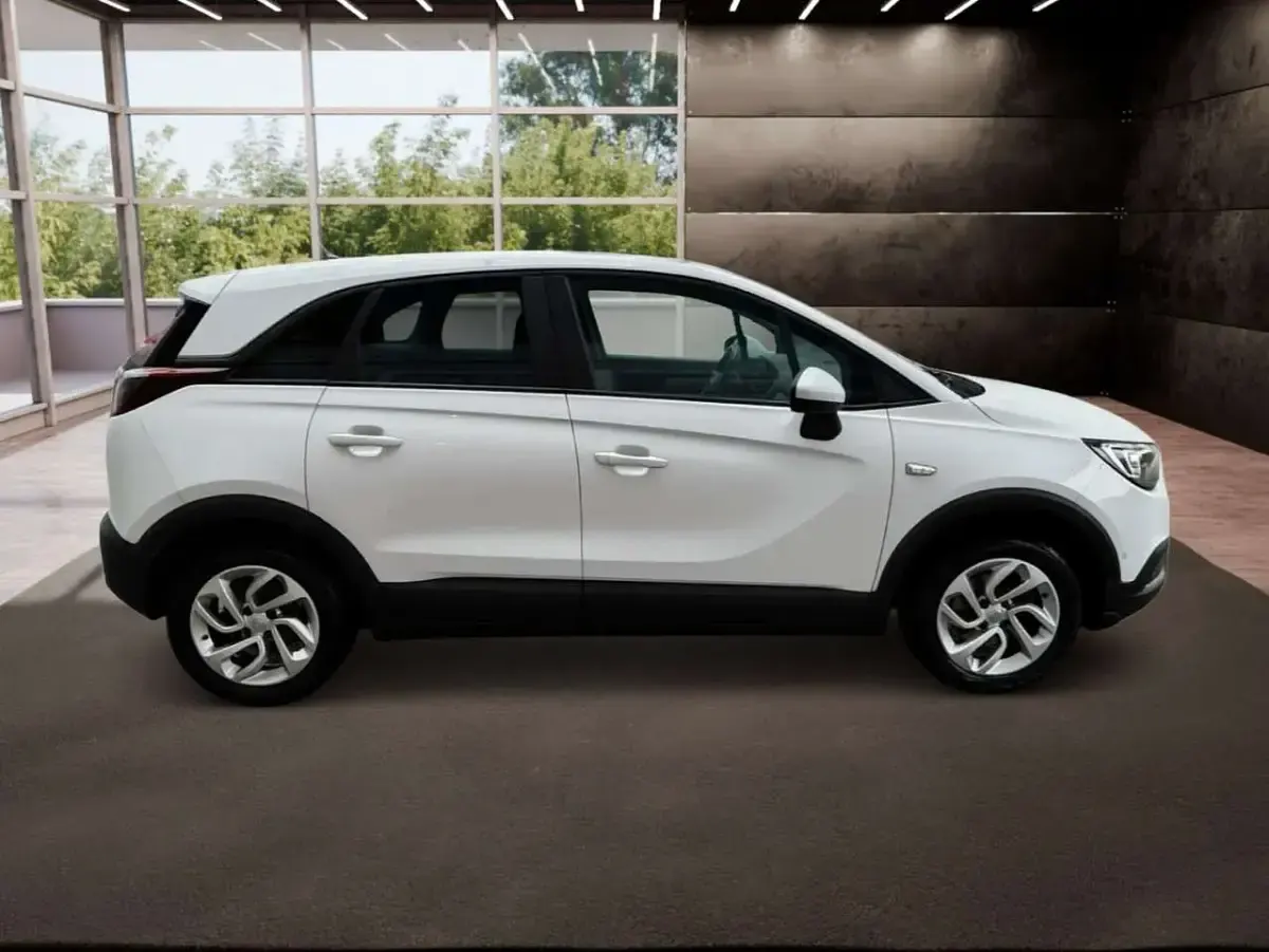 Gebraucht Opel Crossland X 131 PS (96 kW) 2020 Schneeweiss/olympic/summit whi SUV